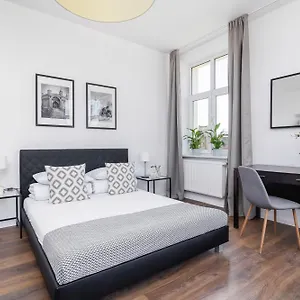  Apartament 1-bedroom - Dluga 65